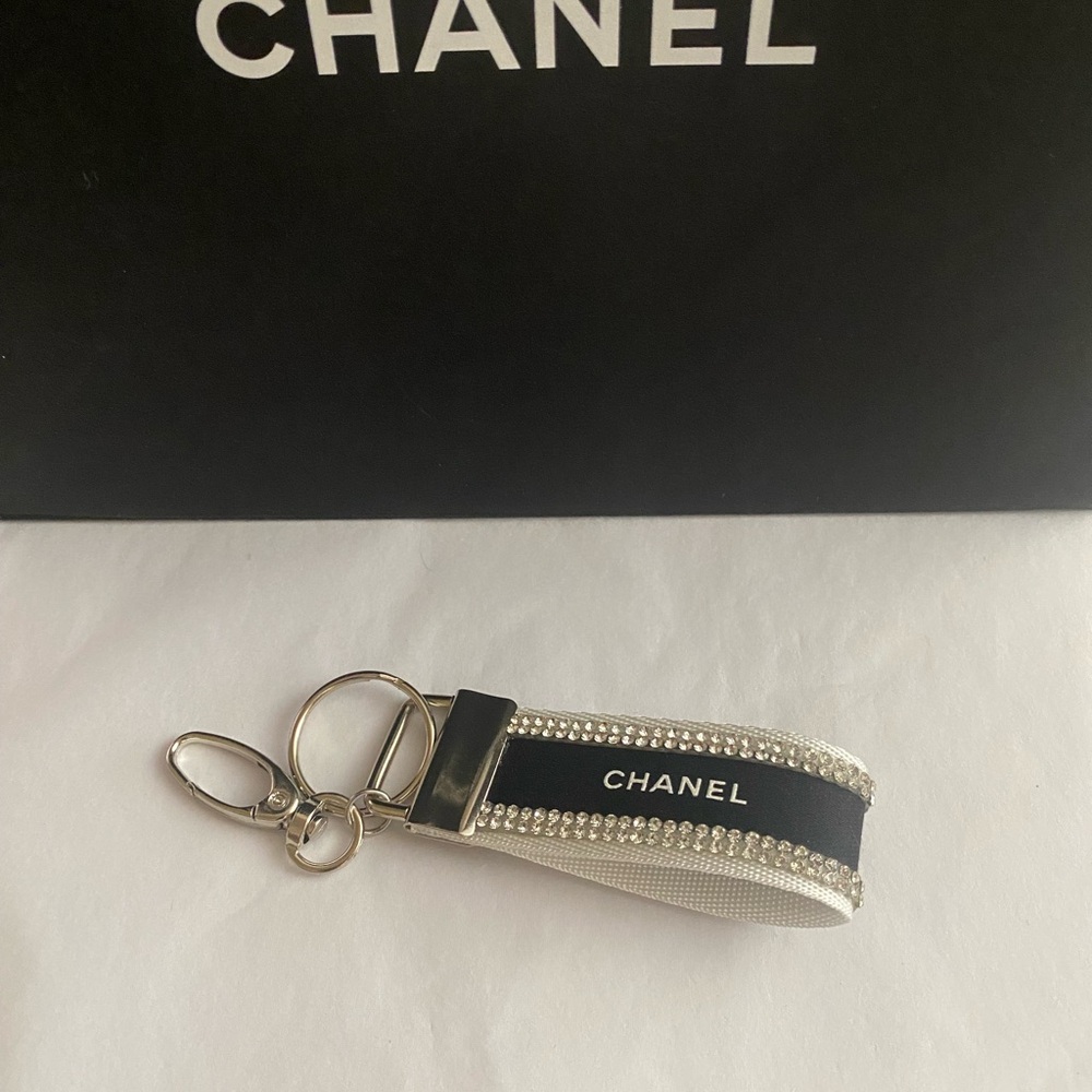 Chanel Ribbon Black and Silver Keychain